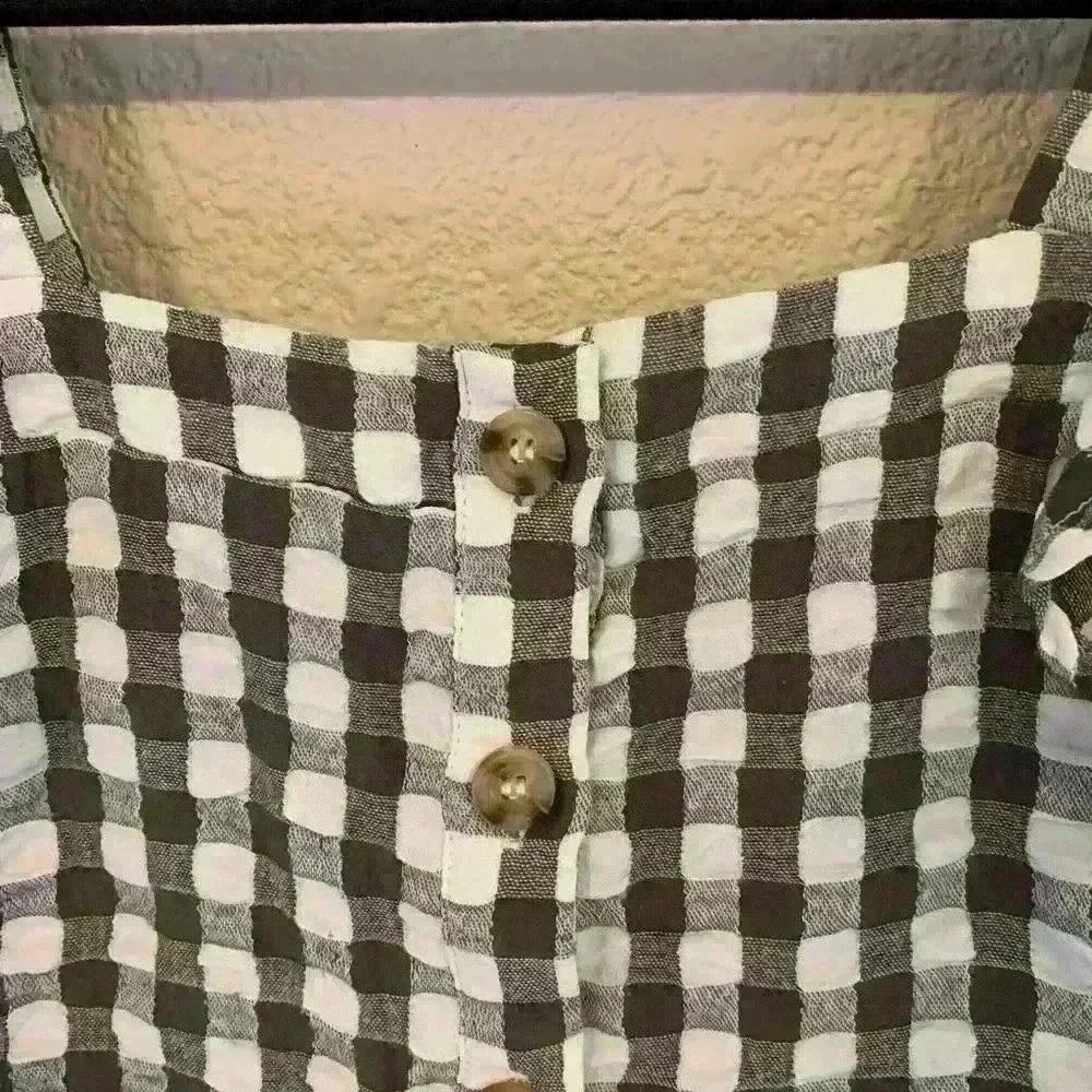 Square neck ruffle sleeve tank - Picture 2 of 9